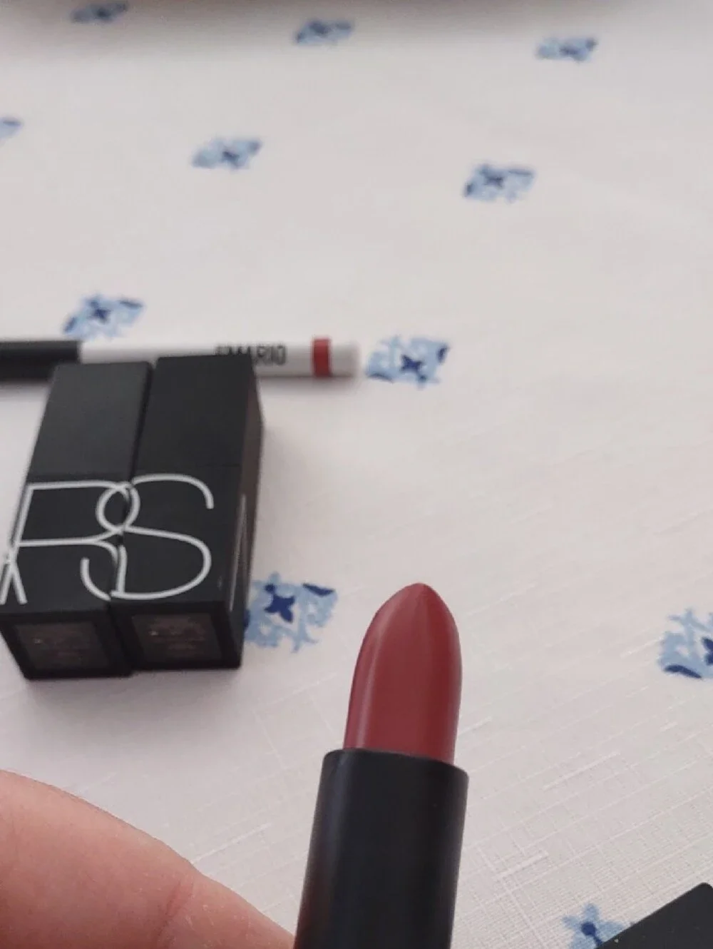 NARS Lipstick Set with  Lip Liner in Mauve By Mario